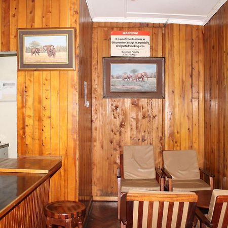 The Oakwood Hotel Nairobi Buitenkant foto