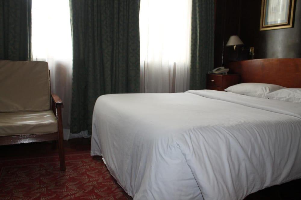 The Oakwood Hotel Nairobi Buitenkant foto