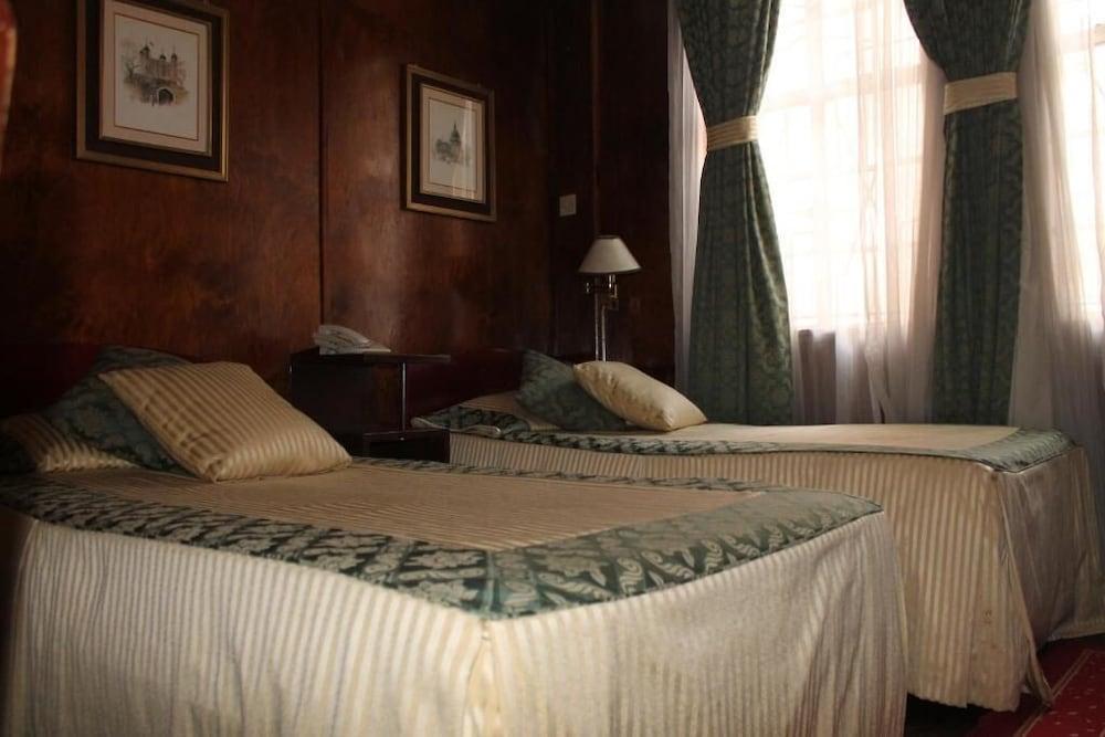 The Oakwood Hotel Nairobi Buitenkant foto