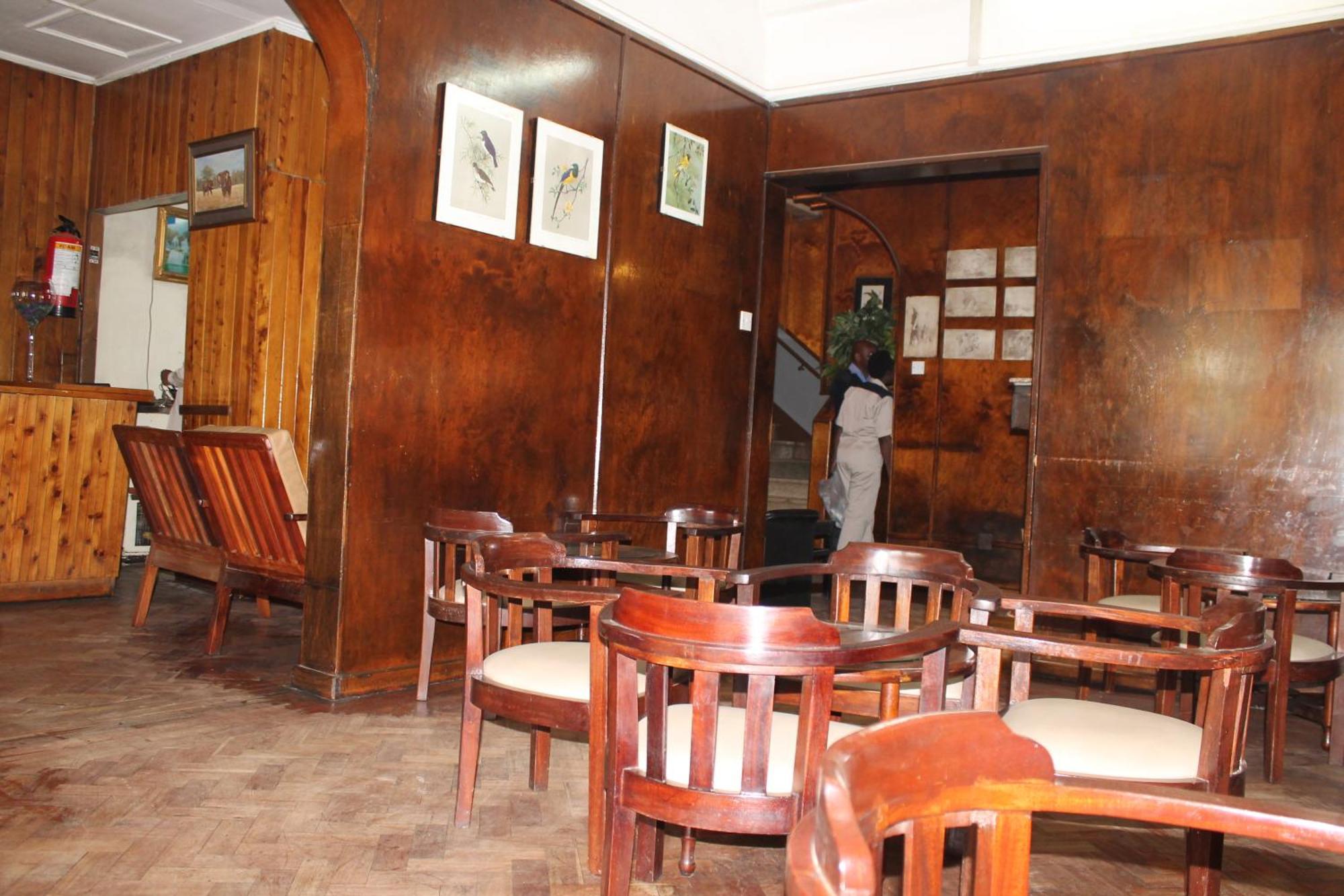 The Oakwood Hotel Nairobi Buitenkant foto
